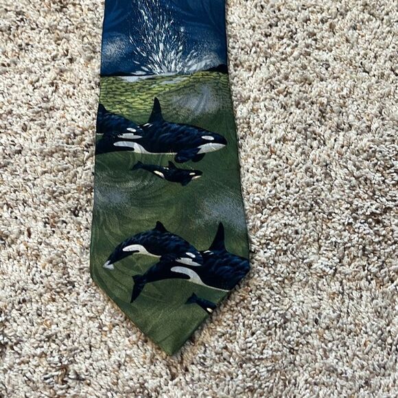 Endangered Species Killer Whale Orca Silk Neck Tie 90’s - Picture 2 of 5